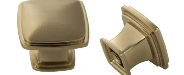 Charlotte Square Knob